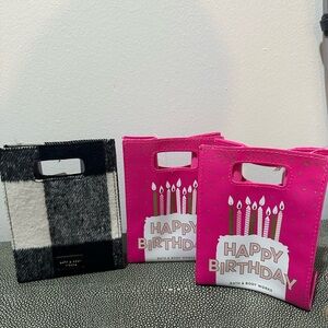 3 B&BW gift bags